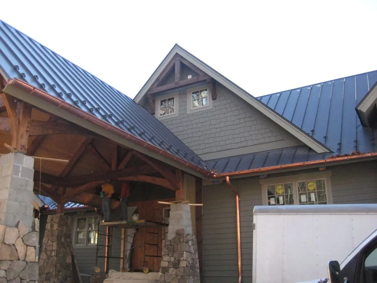 Craftsman Roofing team delivering quality roofing work in Fossilville